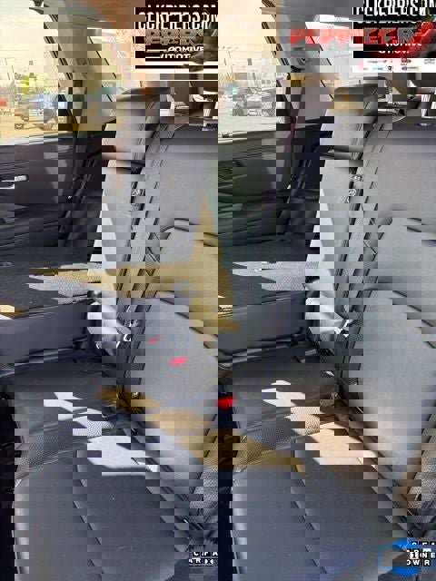 Used 2025 Nissan Pathfinder SL image 13