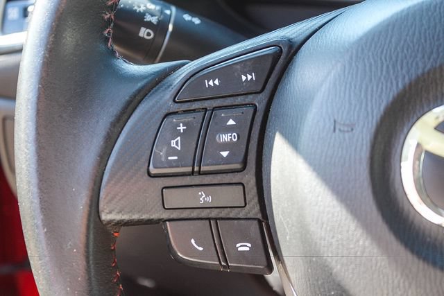 Used 2014 MAZDA MAZDA3 i Touring w/ Technology Package FWD image 29