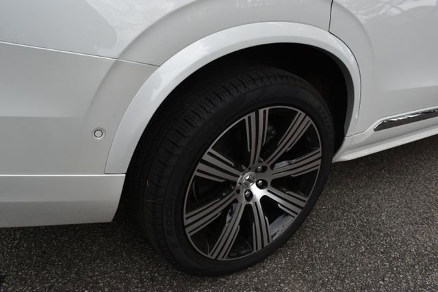 New 2024 Volvo XC90 T8 Plus w/ Protection Package Premier image 15