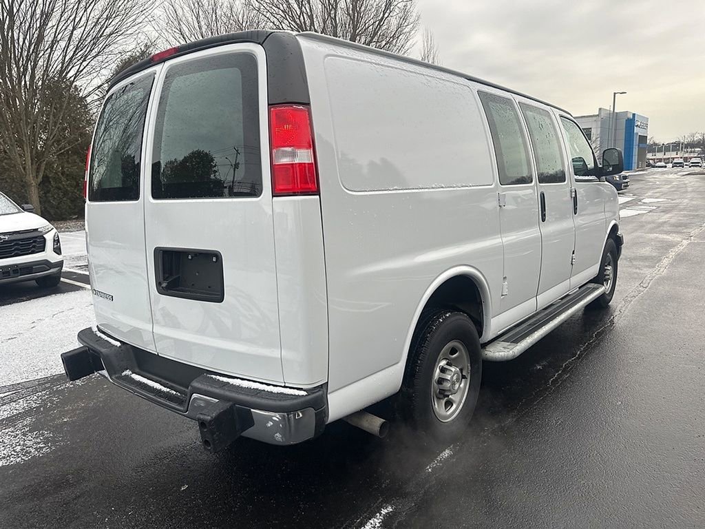 Used 2023 Chevrolet Express 2500 w/ Driver Convenience Package image 6