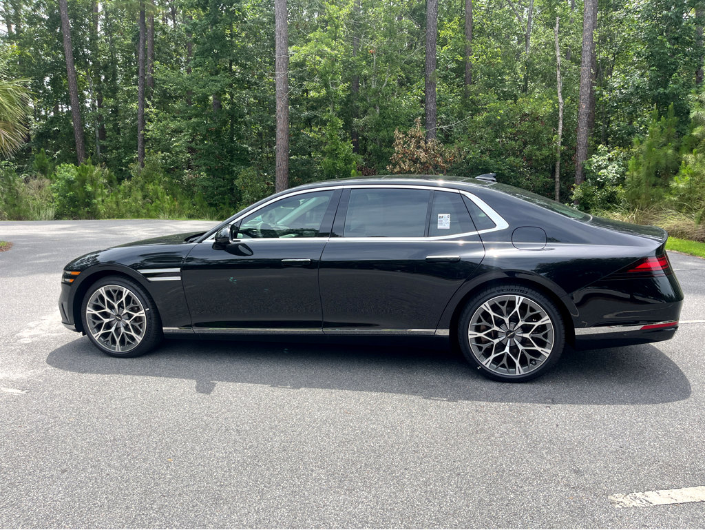 New 2025 Genesis G90 3.5T image 36