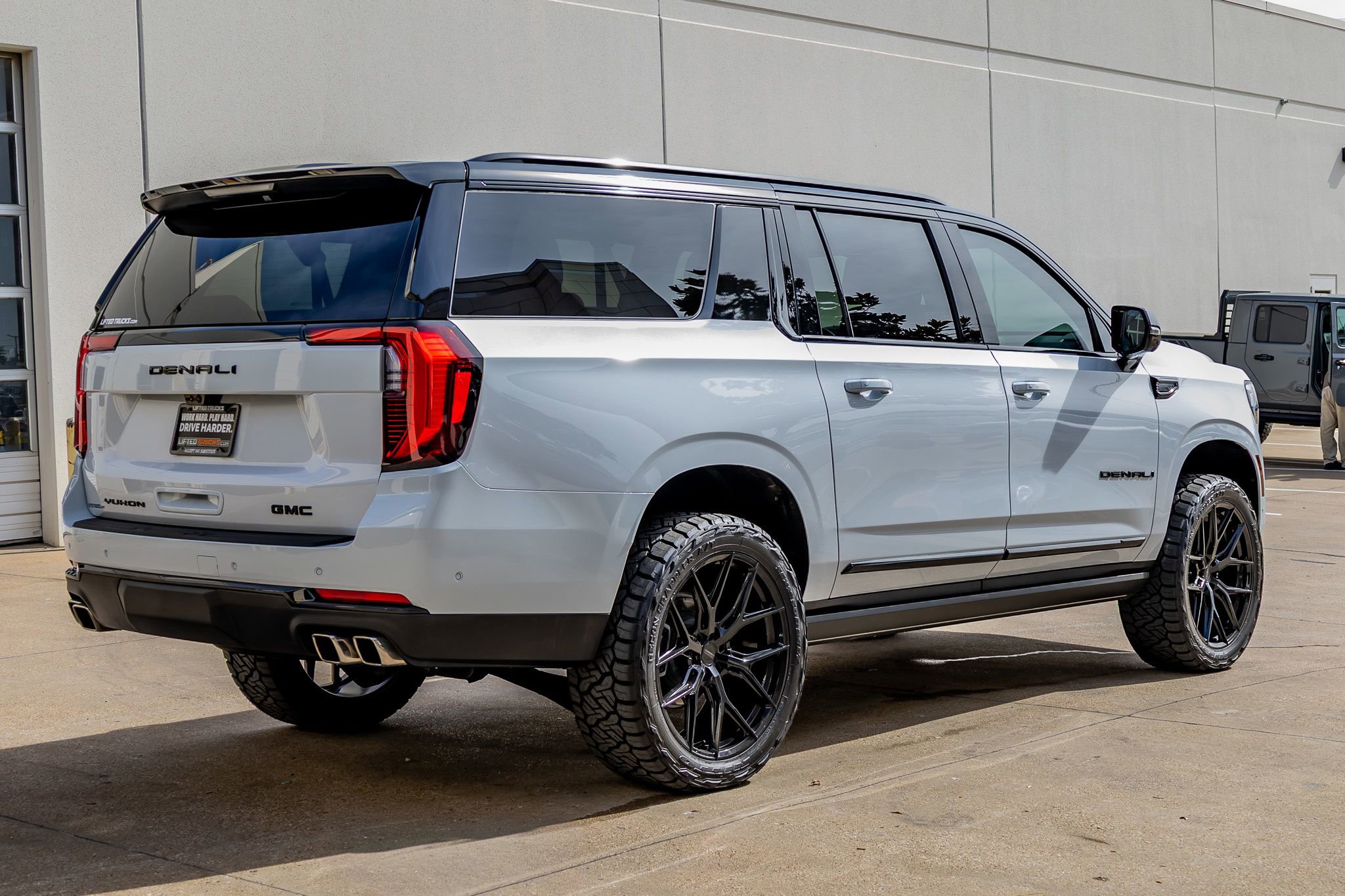 Used 2026 GMC Yukon XL Denali Ultimate image 10