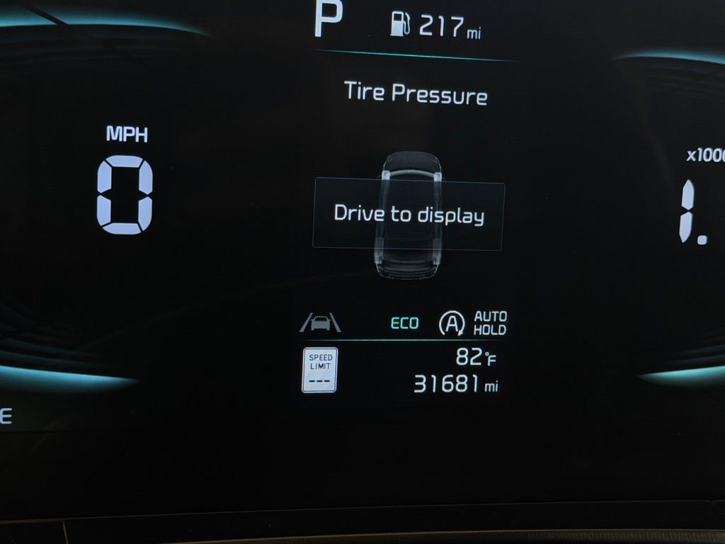 Used 2025 Kia Telluride S image 14