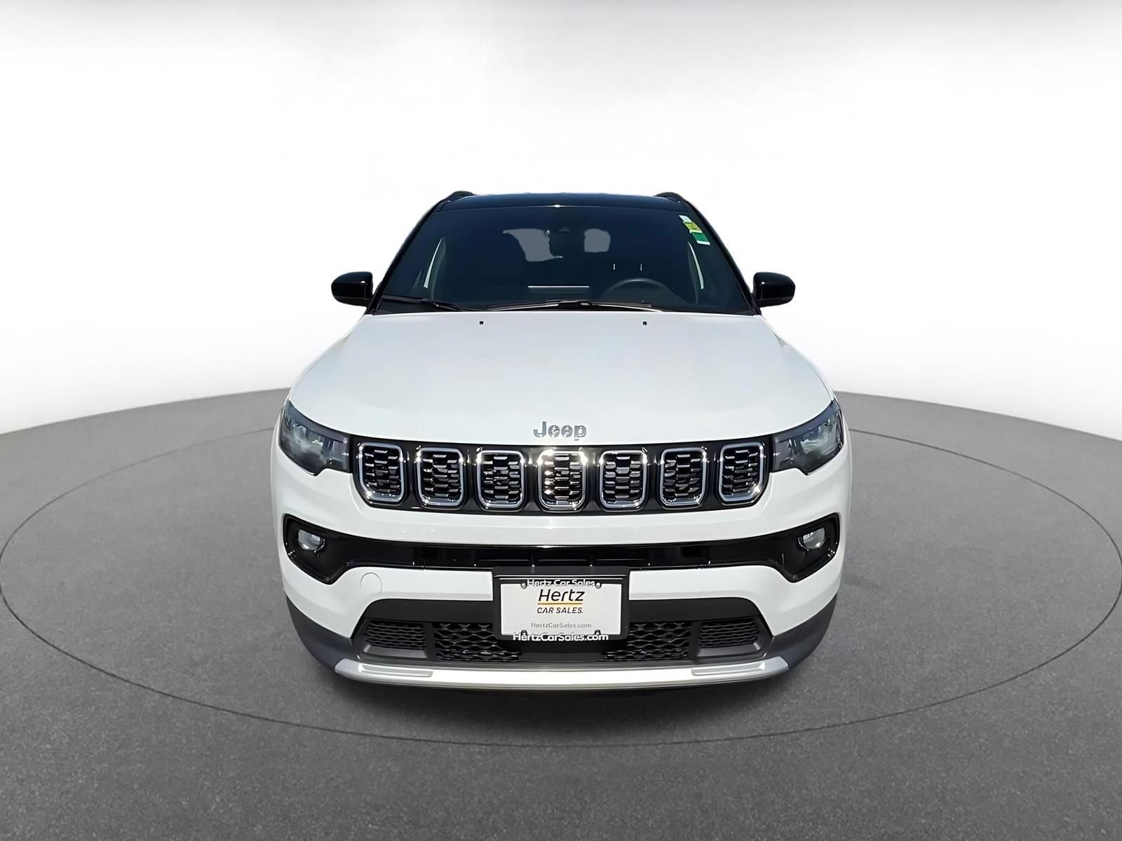 Used 2025 Jeep Compass Limited AWD/4WD image 4