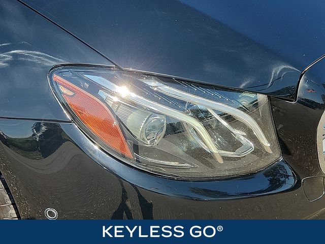 Used 2019 Mercedes-Benz E 300 4MATIC image 11