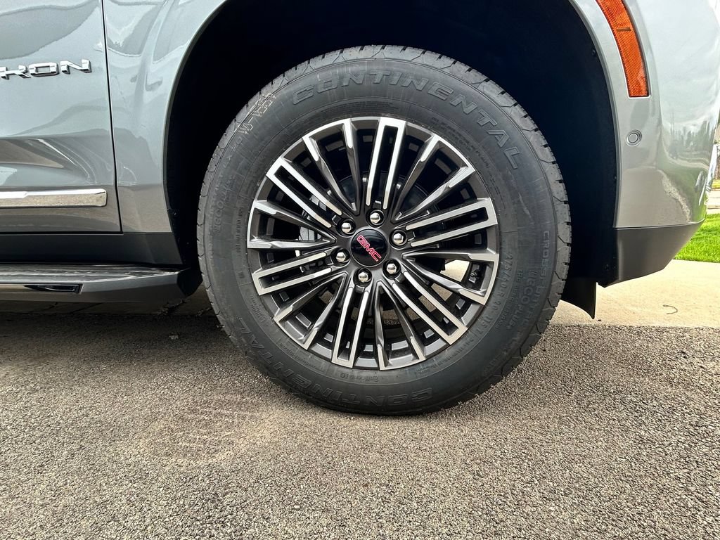 New 2026 GMC Yukon Elevation AWD/4WD image 38