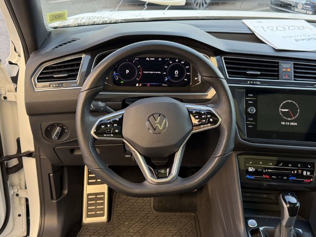 Certified 2023 Volkswagen Tiguan SEL R-Line AWD/4WD image 15