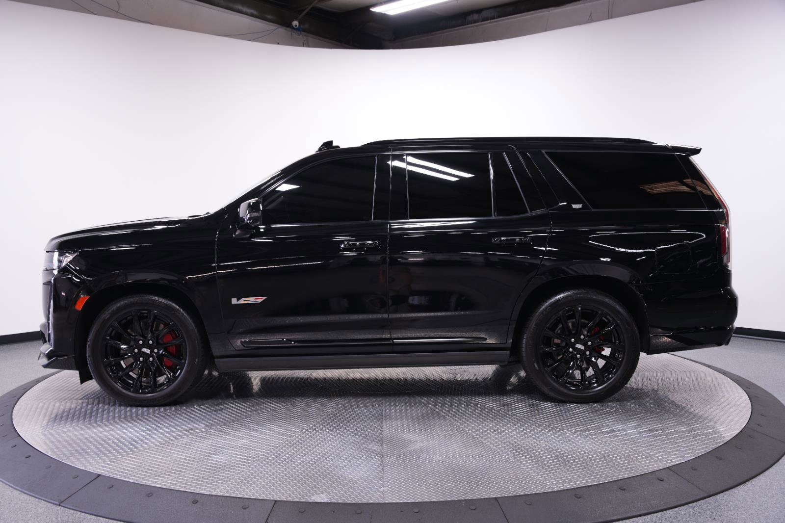 Used 2023 Cadillac Escalade V w/ LPO, Floor Liner Package AWD/4WD image 6