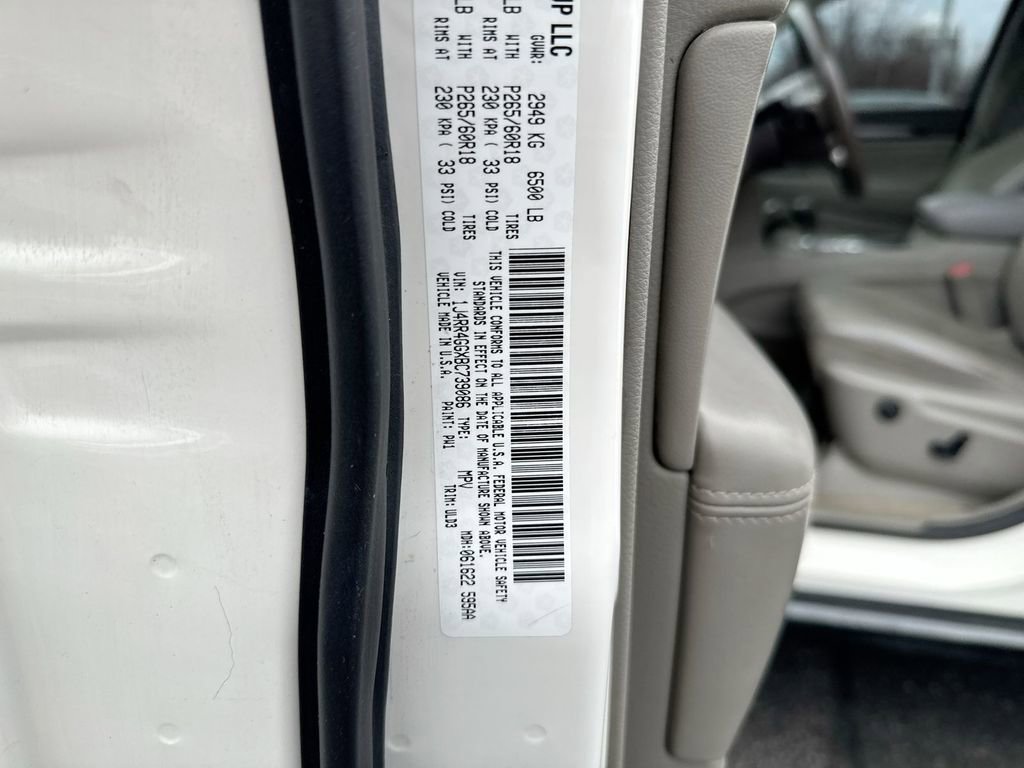 Used 2011 Jeep Grand Cherokee Laredo image 27