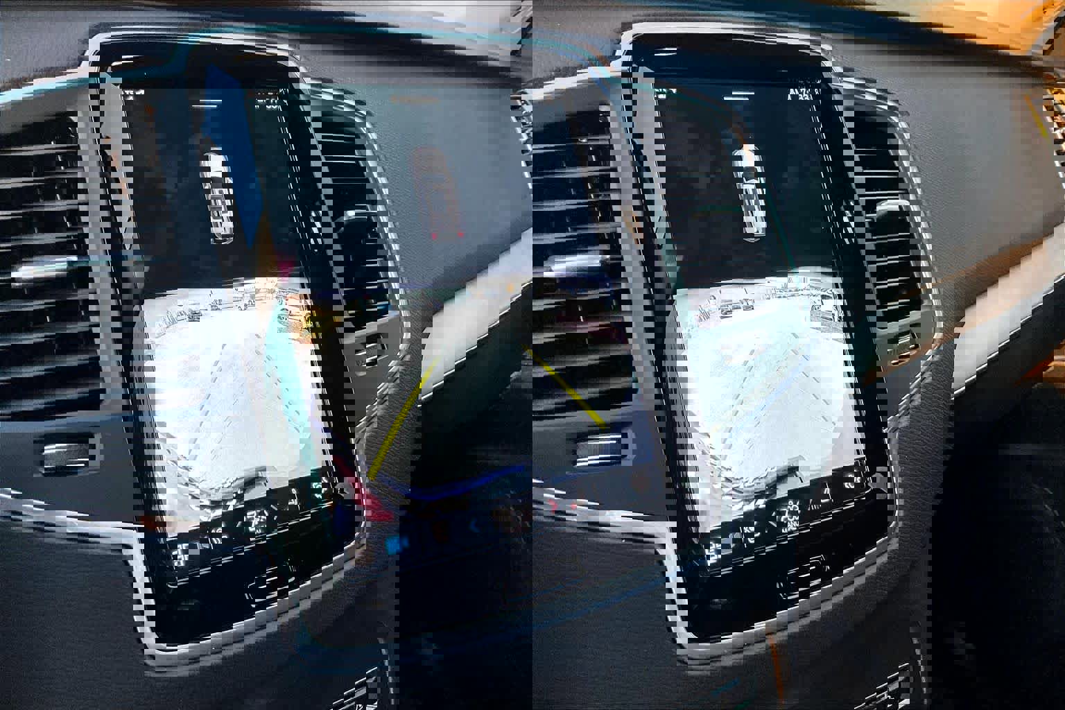 Used 2024 Volvo XC90 B5 Core w/ Protection Package Premier image 30