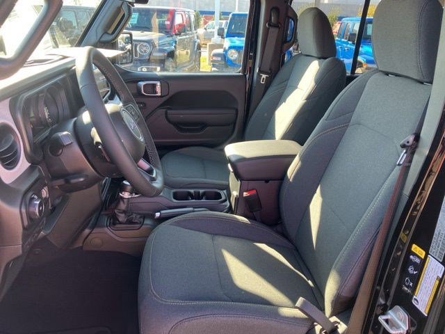 New 2025 Jeep Wrangler Sport S image 12