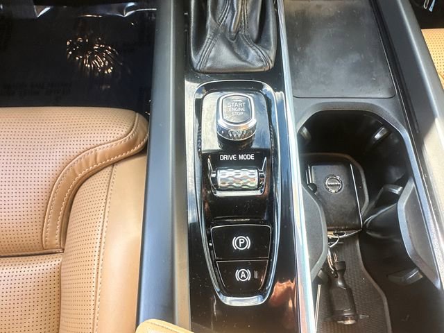 Used 2021 Volvo XC60 T5 Inscription w/ Advanced Package image 29