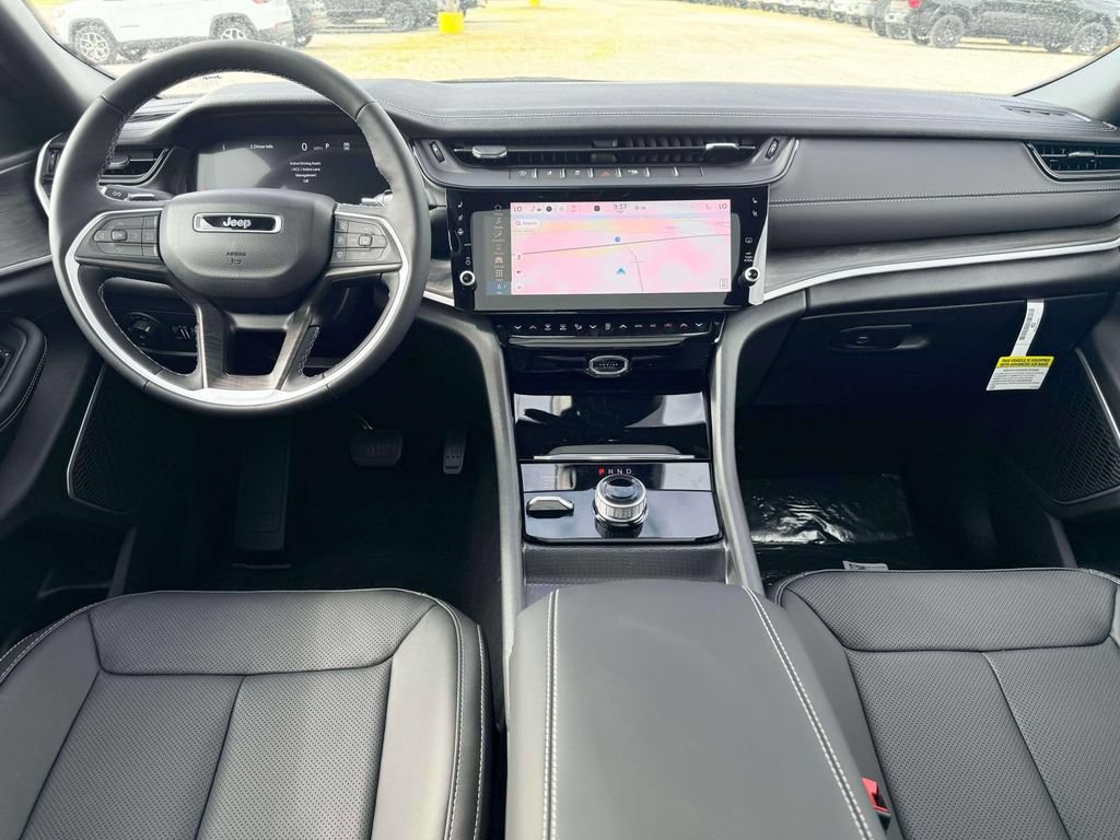 New 2026 Jeep Grand Cherokee Limited AWD/4WD image 3