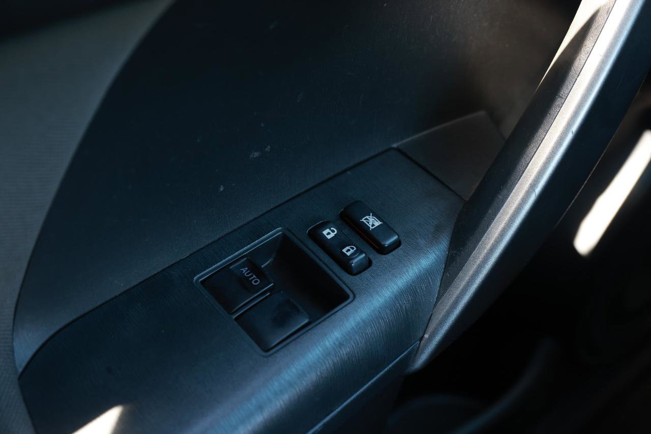 Used 2011 Scion tC FWD image 37