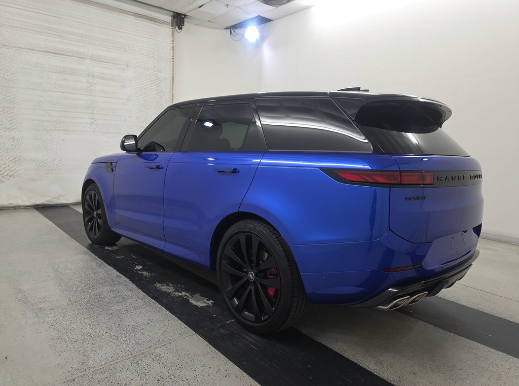 Used 2025 Land Rover Range Rover Sport Autobiography AWD/4WD image 4