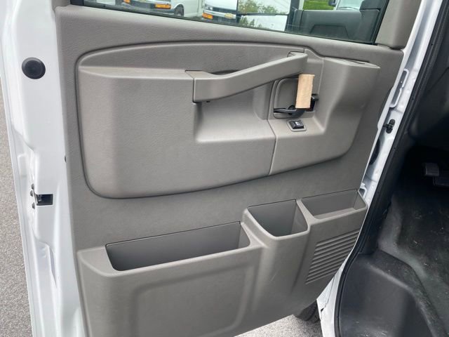 New 2025 Chevrolet Express 3500 w/ Power Convenience Package image 16