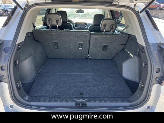 Used 2020 GMC Terrain SLT image 16