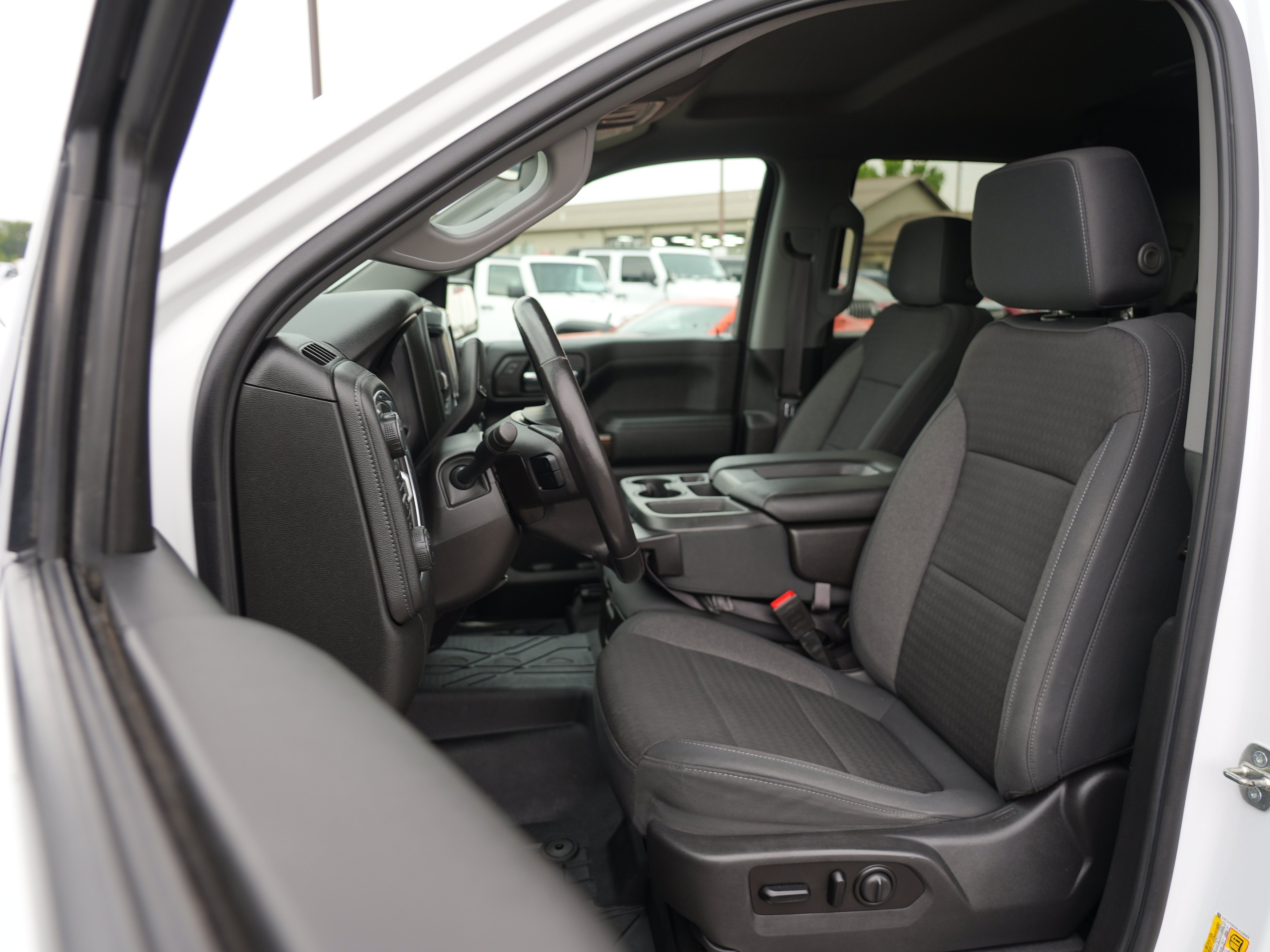Used 2020 Chevrolet Silverado 1500 LT w/ True North Edition AWD/4WD image 12