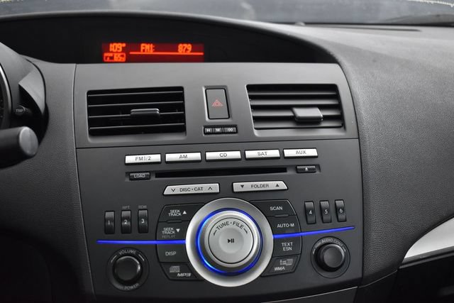 Used 2010 MAZDA MAZDA3 i Touring FWD image 12