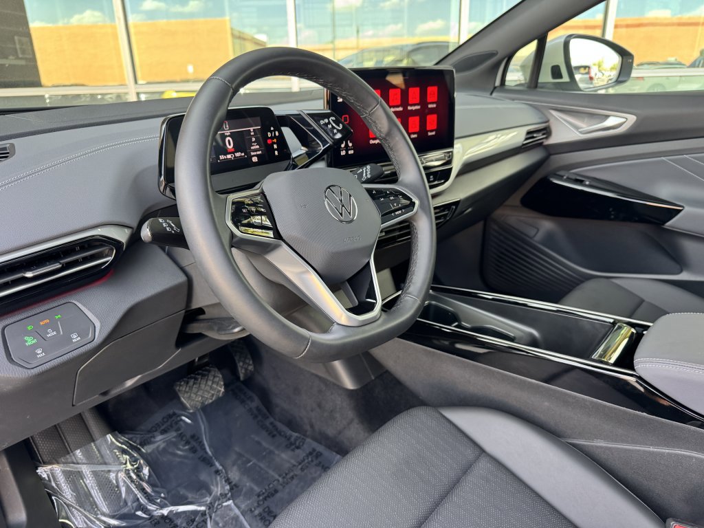 Used 2024 Volkswagen ID.4 S image 34