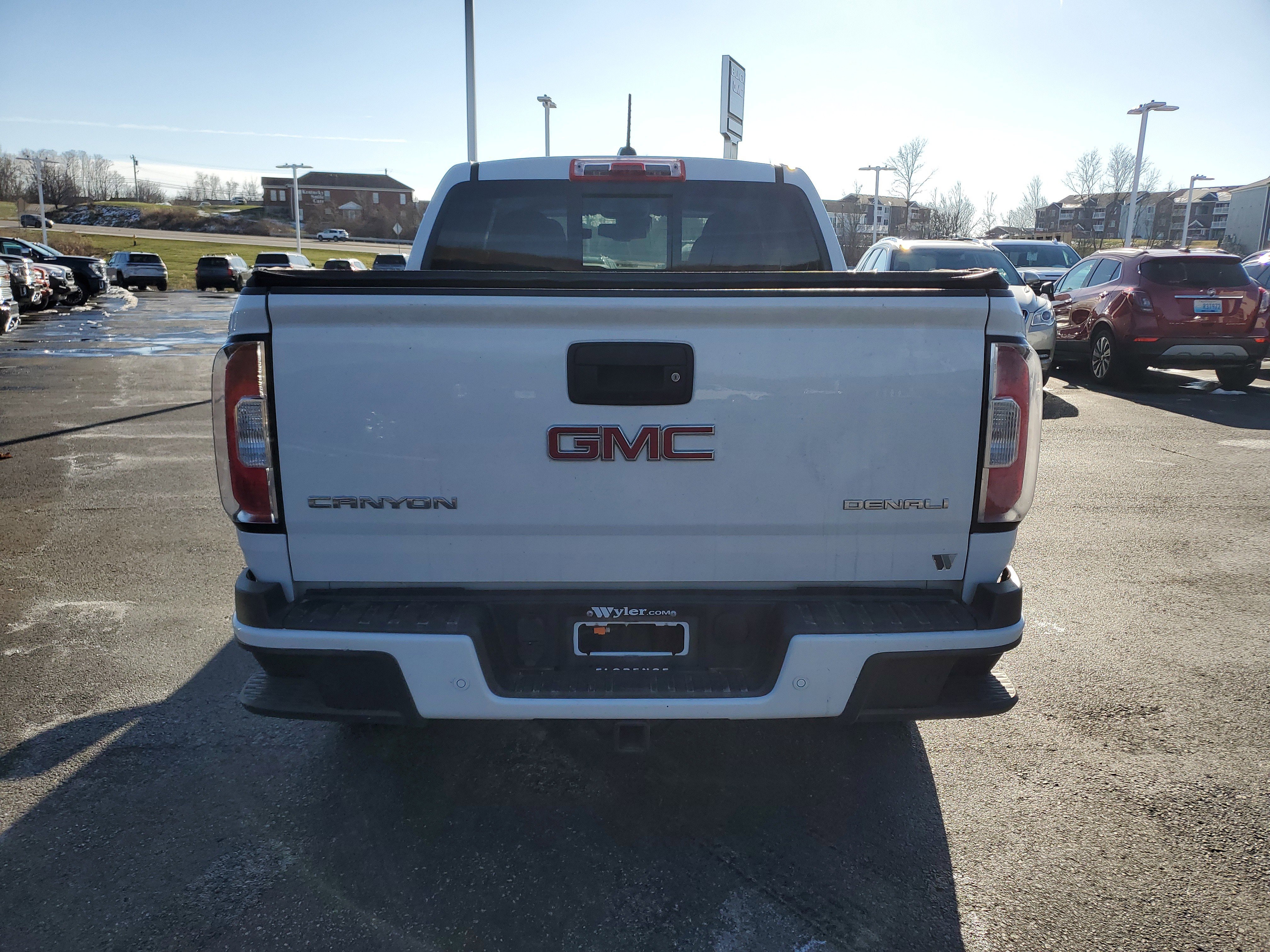 Used 2019 GMC Canyon Denali image 5