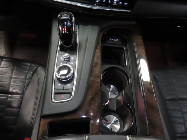 Used 2022 Cadillac Escalade Premium Luxury Platinum AWD/4WD image 24