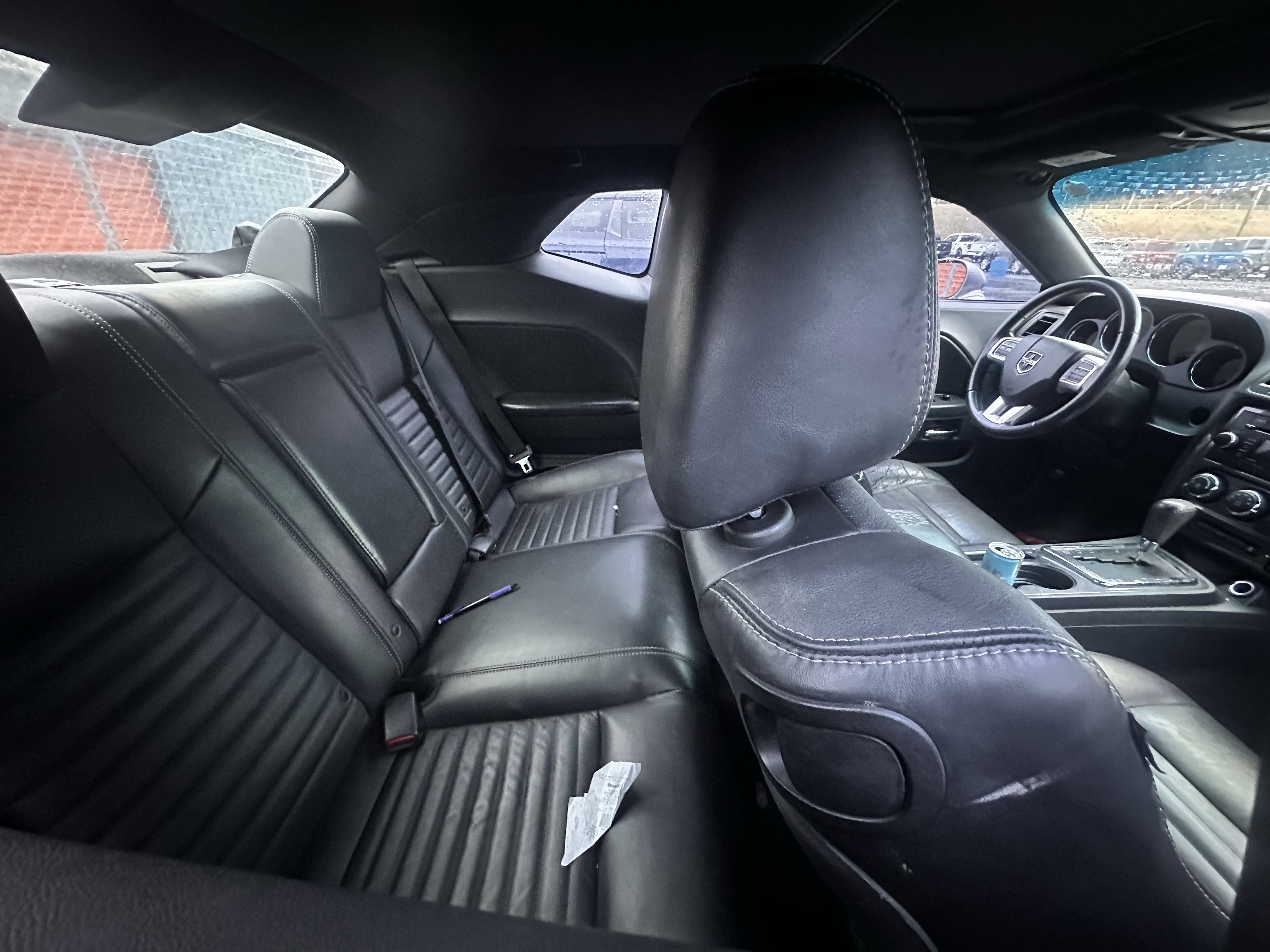 Used 2011 Dodge Challenger SE image 12