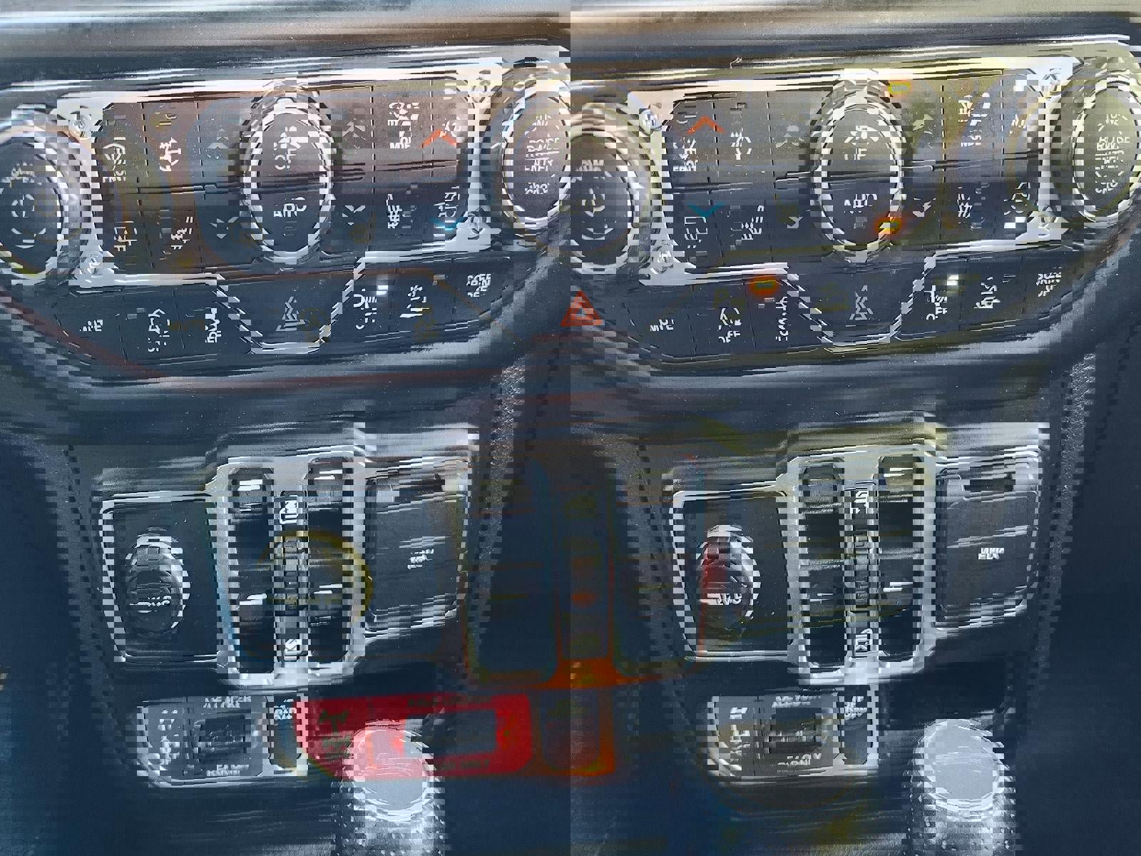 Used 2021 Jeep Gladiator Mojave image 15