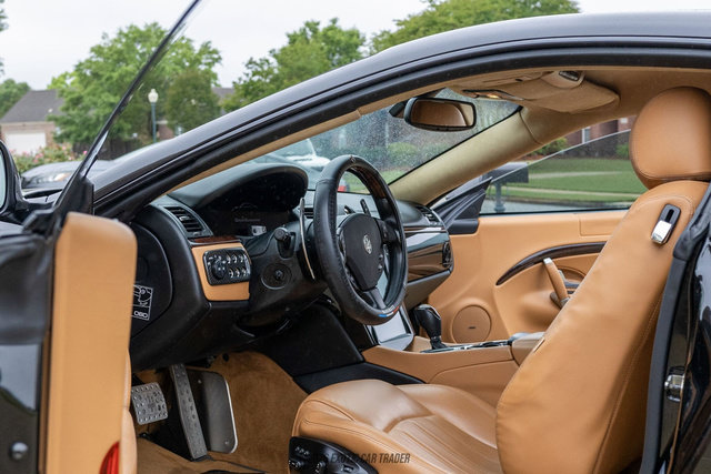 Used 2011 Maserati GranTurismo S RWD image 27