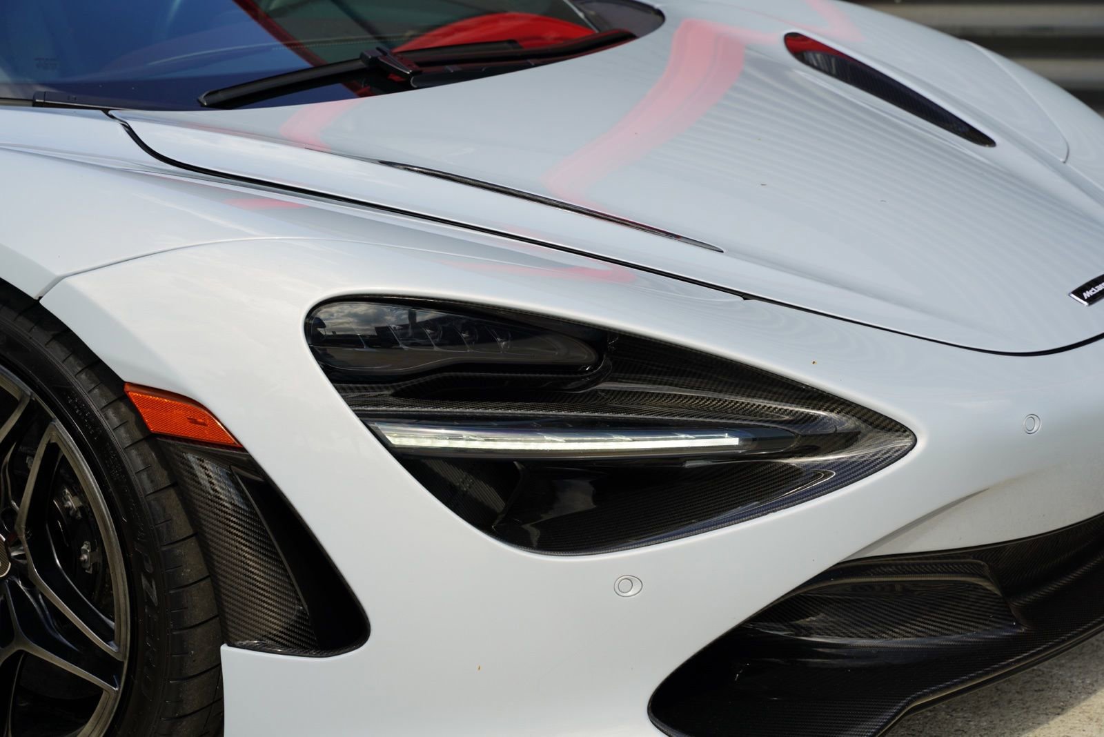 Used 2018 McLaren 720S RWD image 11