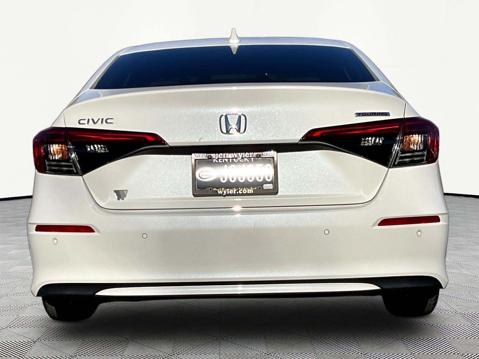 Used 2024 Honda Civic Touring image 5