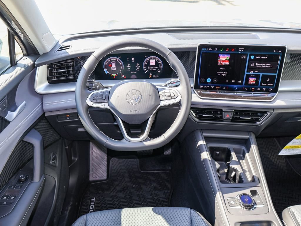 New 2026 Volkswagen Tiguan SE AWD/4WD image 18