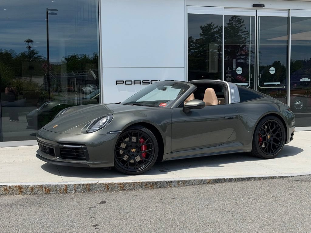 Used 2023 Porsche 911 Targa 4S AWD/4WD image 3