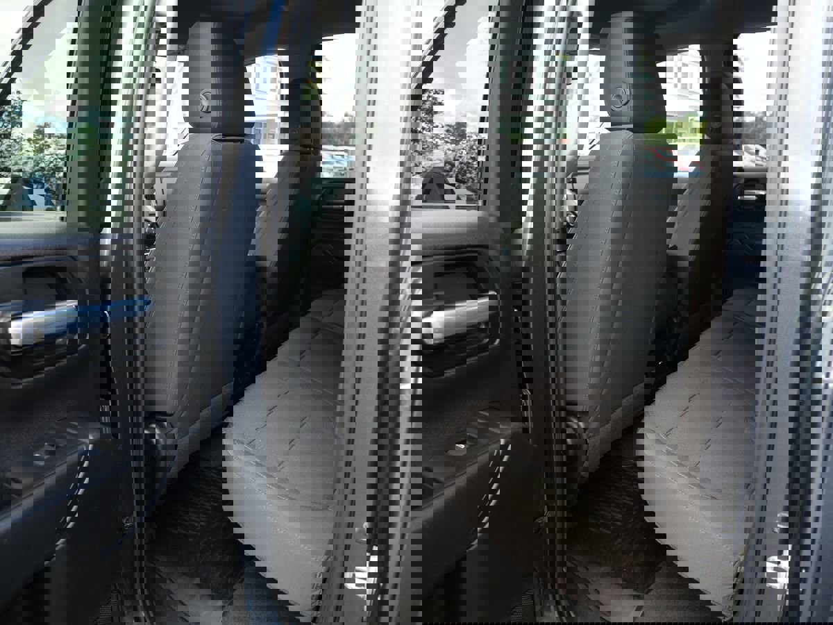 Used 2021 Chevrolet Silverado 1500 Custom image 22