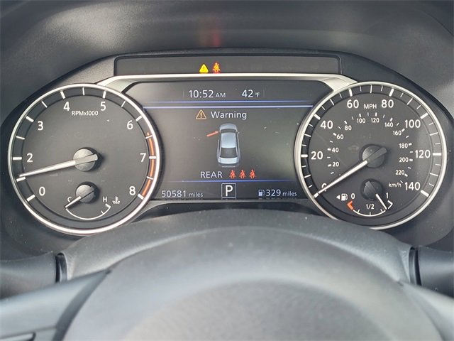 Used 2024 Nissan Altima 2.5 SV image 11