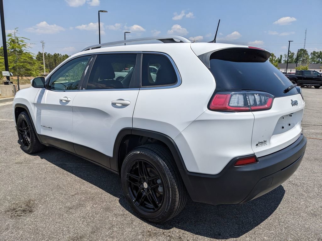 Used 2019 Jeep Cherokee Latitude w/ Popular Appearance Group FWD image 6