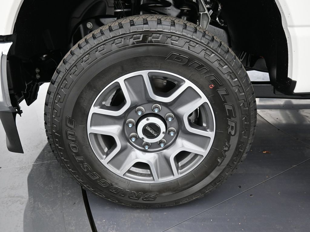 New 2026 Ford F250 Lariat w/ Lariat Ultimate Package image 32