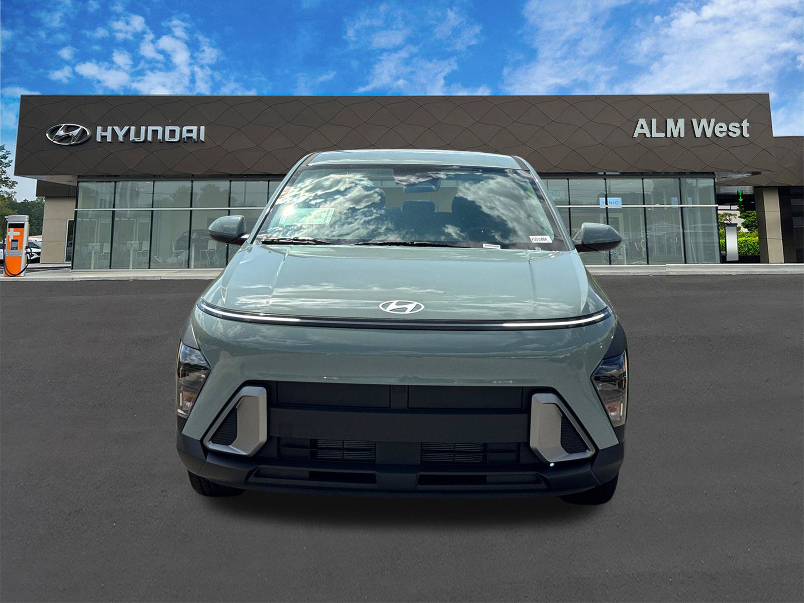 New 2027 Hyundai Kona SE FWD image 2