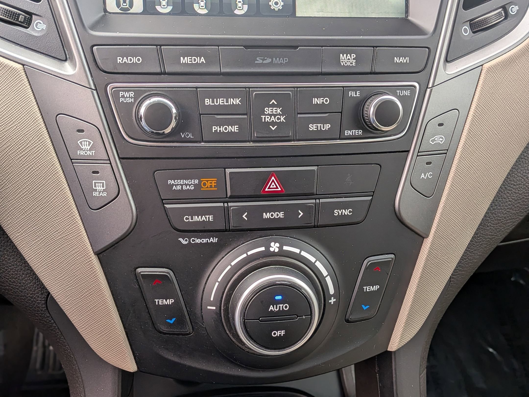 Used 2018 Hyundai Santa Fe Sport image 30