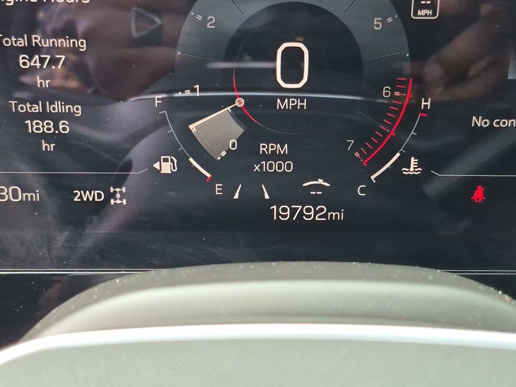 Certified 2025 GMC Yukon XL Denali AWD/4WD image 4