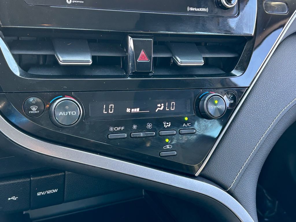 Used 2023 Toyota Camry SE FWD image 21