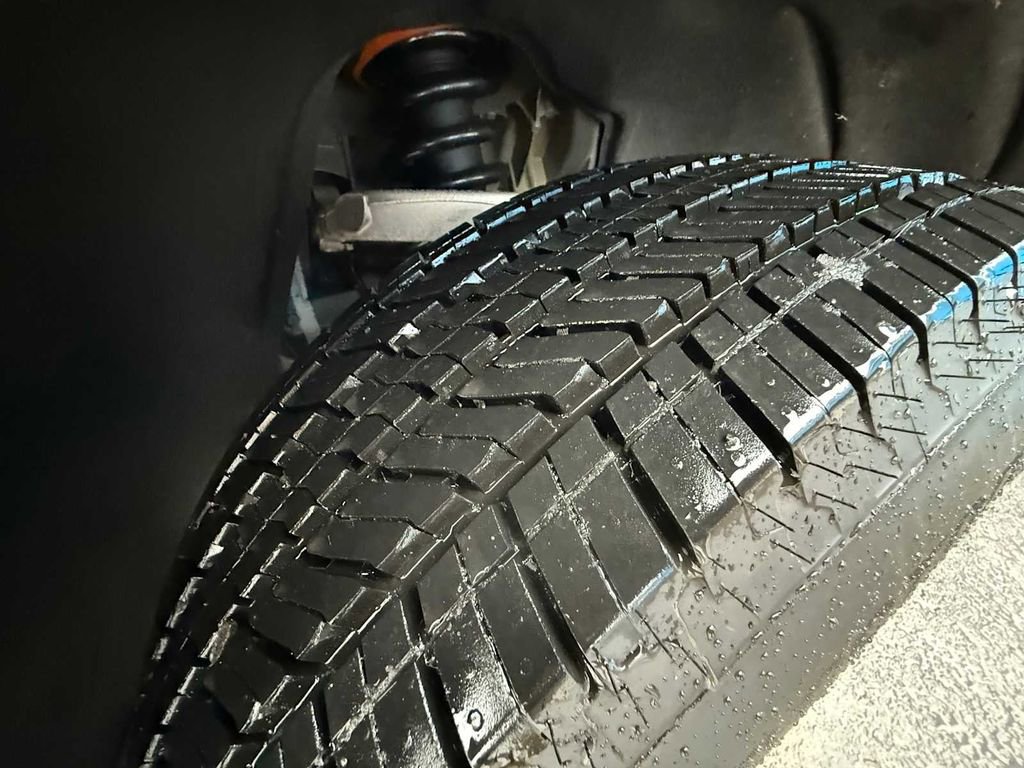 New 2026 Chevrolet Silverado EV LT image 59