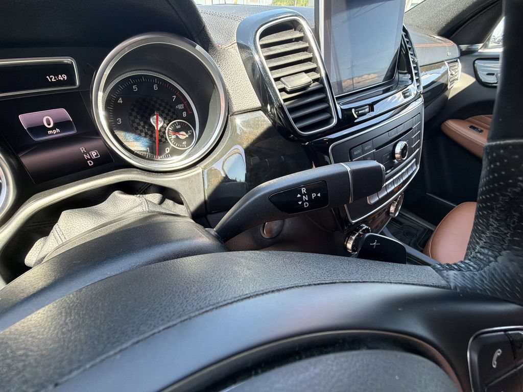 Used 2016 Mercedes-Benz GLE 450 4MATIC Coupe image 25