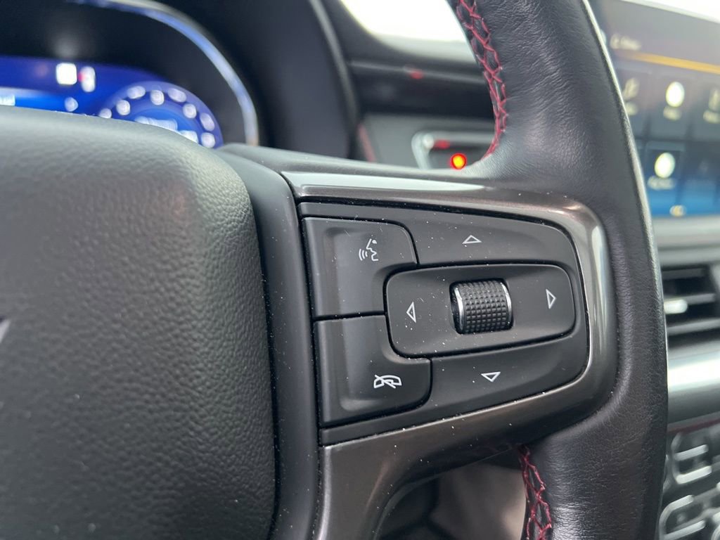 Used 2022 Chevrolet Suburban RST w/ Luxury Package image 19