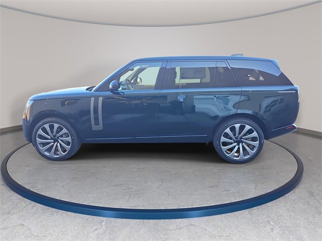 New 2026 Land Rover Range Rover Long Wheelbase SE image 8