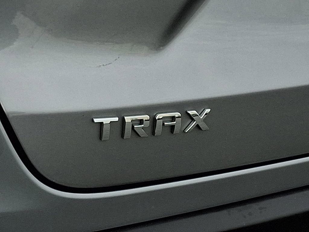 Used 2024 Chevrolet Trax LS image 29