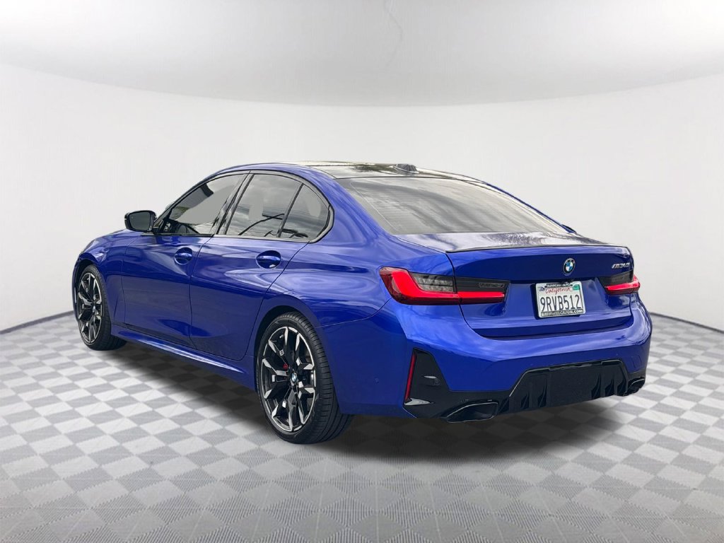 Used 2025 BMW M340i w/ Premium Package RWD image 4