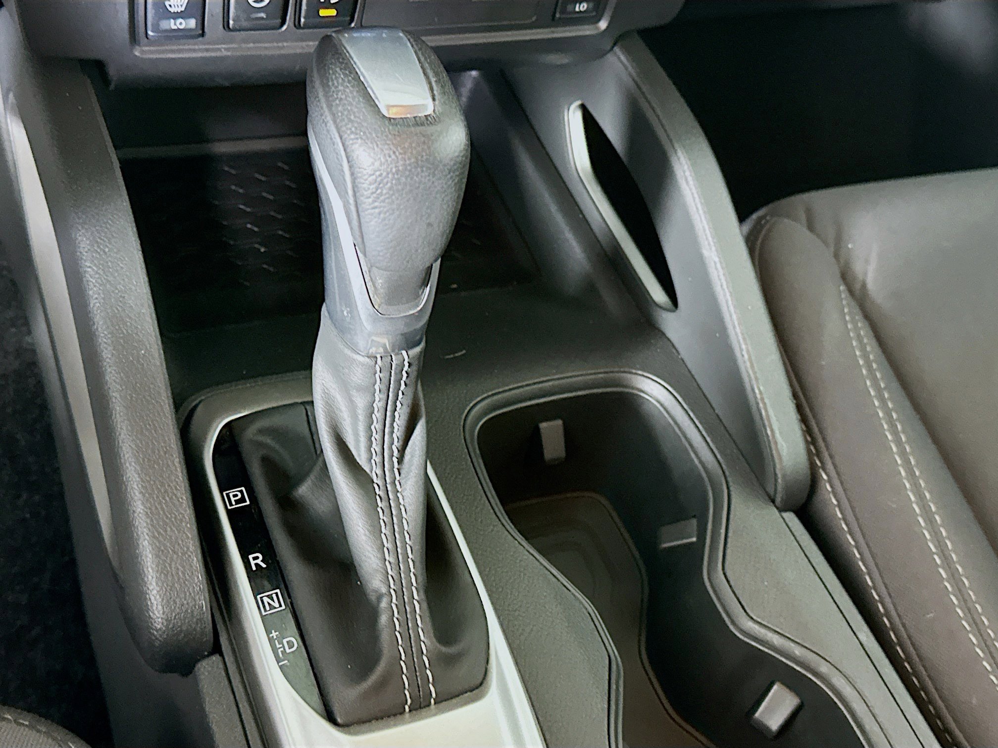 Used 2024 Nissan Frontier SV w/ SV Convenience Package RWD image 24