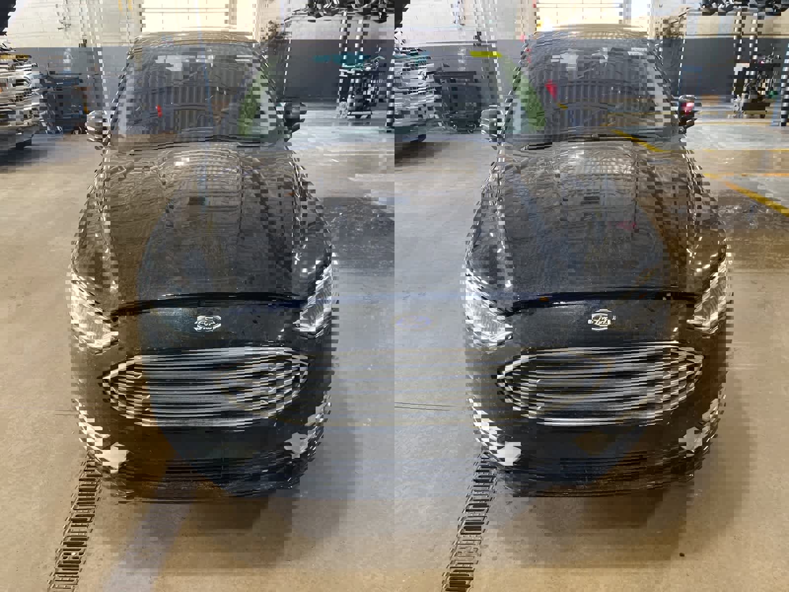 Used 2017 Ford Fusion SE w/ Fusion SE Technology Package image 22