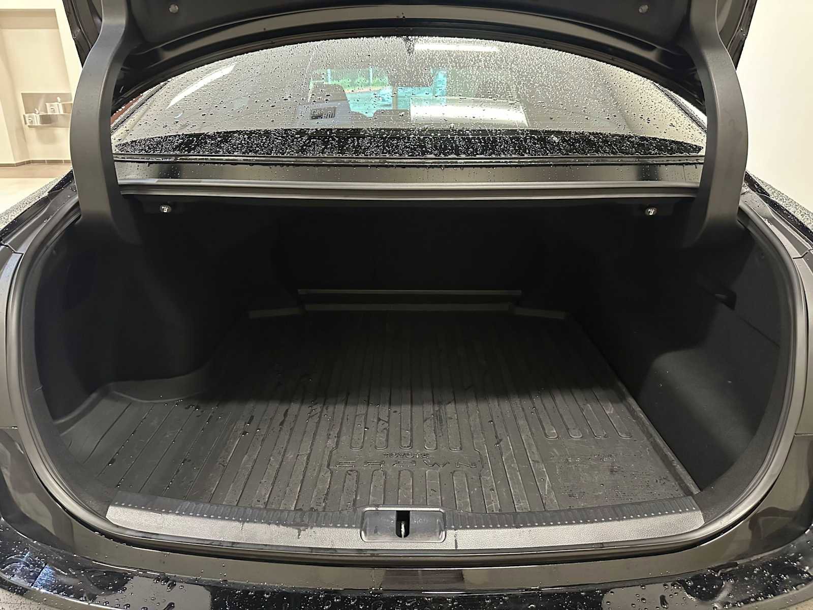 Certified 2023 Toyota Crown XLE image 36